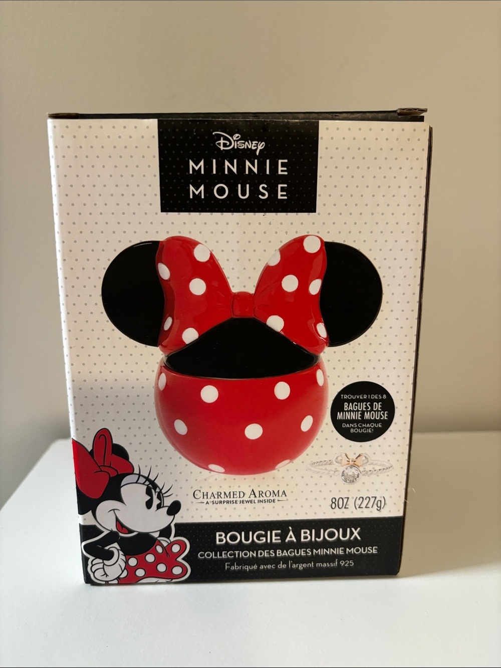 DISNEY charmed aroma size 9 candle